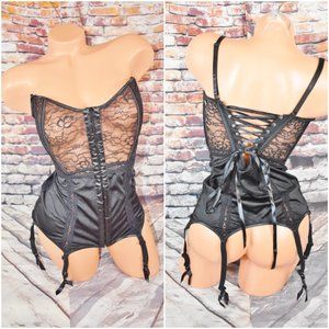 Coquette Medium Corset Hook Eye Closure W Garter Satin & Lace
